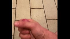 Mancorato Prepara il cazzo per una sborrata Thumb